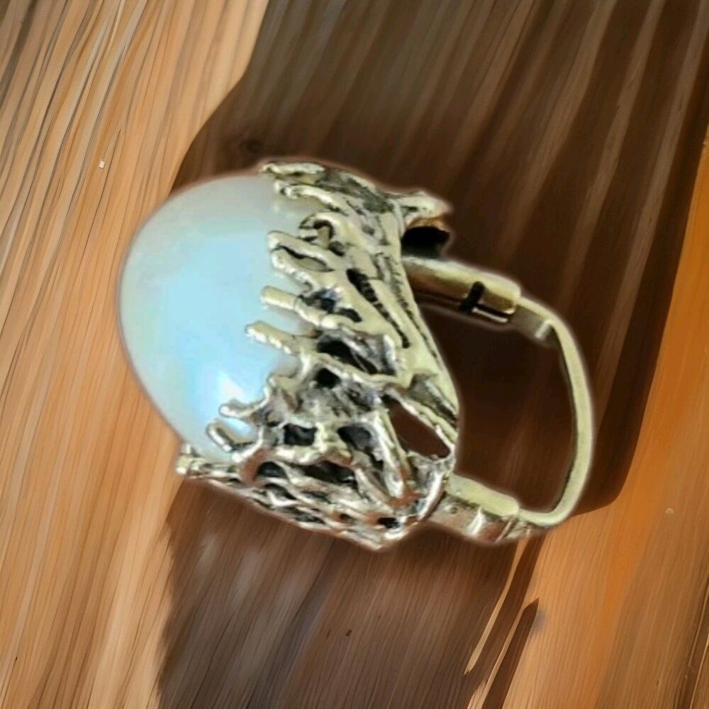 VENDOME Gold Tone Faux Mabe Pearl Brutalist Adjustable Ring Sz 7 - Picture 2 of 10